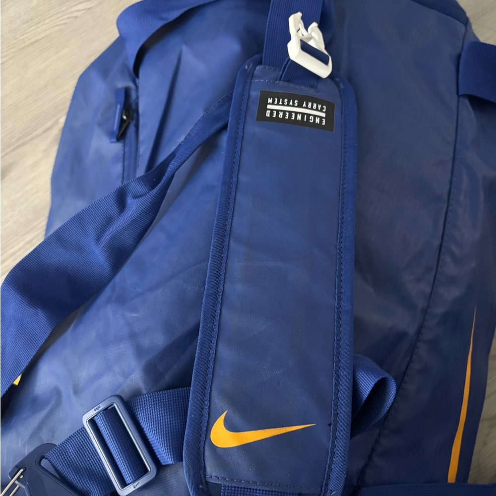 Nike Men's Duffel Bag in Blue and Yellow - Picture 5 of 6